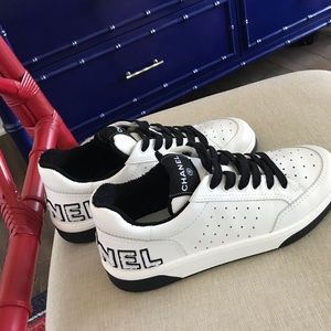 CHANEL black and white sneakers 39